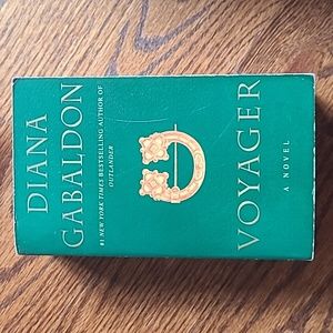 Book-Voyager by Diana Gabaldon
